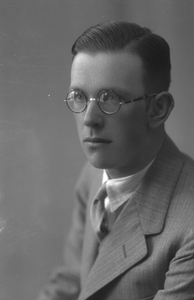 Herr Mannborg



Dok.080429/RS