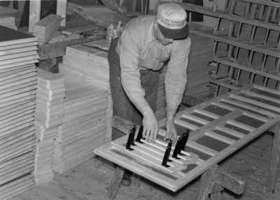 Vimmerby byggnadssnickerier Starfönster 

Dok.100527/KG