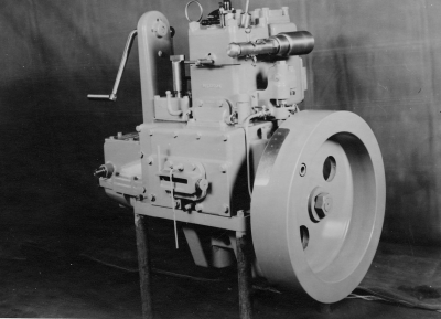 Dieselmotor för livräddningsbåtar gjorde 20 st hos Beijers motorfabrik s.k. legoarbeten. Se klippbok, Industrihistoria Nr 1 Beijers.            