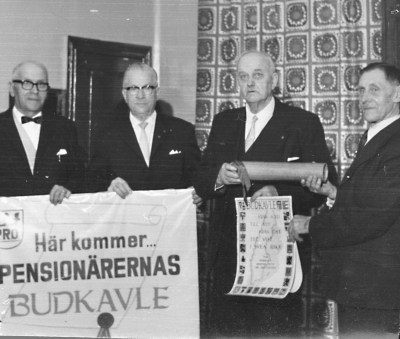 Från vänster  2. Gustaf Swenson  3. Erik Kask, åkare.  