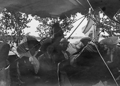 På ångbåten Yxern Pingsten 1911.               