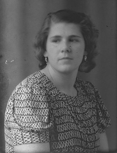 Fröken Hultström



Dok.080711/RS