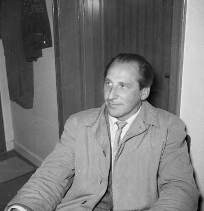 Bertil Sjöblad rådhusvaktmästare

Dok.110221/KG