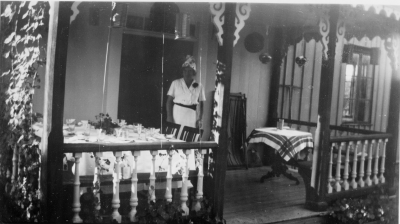 Kräftsexa i Knabbarp, Ester Karlberg

Dok.090629/SJ