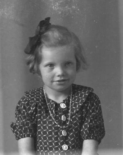 Helge Ferdinandsson (flicka)
Mörlunda


Dok.080630/RS