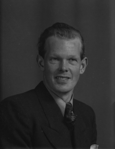 Manne Olsson



Dok.080402/RS