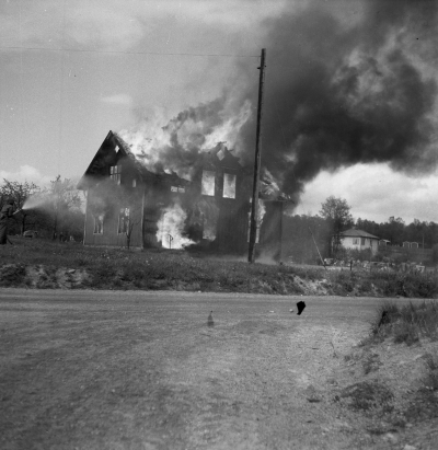 Virsholm bränns ner

Dok.110519/KG