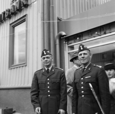 Invigningen av Domus vid torget 
Två medlemmar ur musikkåren

Dok.100602/KG