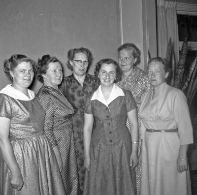 ABF
- sykurs -
Från vänster: 1. Britta Davidsson 2. ? Johansson 3. Elsa Ahlstrand 4. Sylvia Svensson 5. Ann - Marie Karlsson 6. Maud Sjöblad

Dok.111021/KG