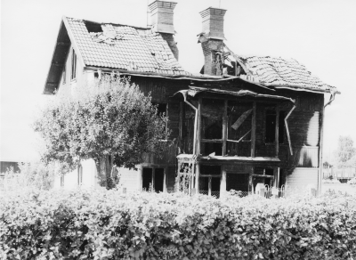 Ö. Tullportsgatan 4 (Vallnäs) Brann 1974. 