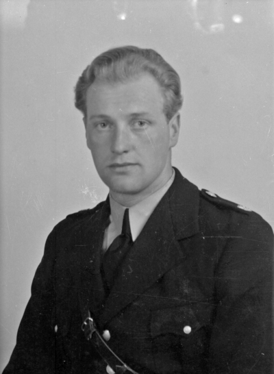 Polisman Lindkvist



Dok.080402/RS