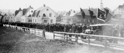 1:a maj demonstration Lindängsgatan.  