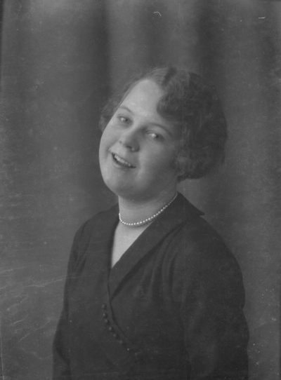 Fröken Jonsson



Dok.080602/RS