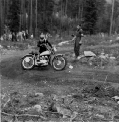 Motorcrosstävling