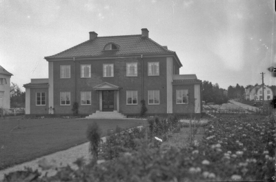Castenhus korsningen Kungsgatan / Ringvägen byggt 1929


