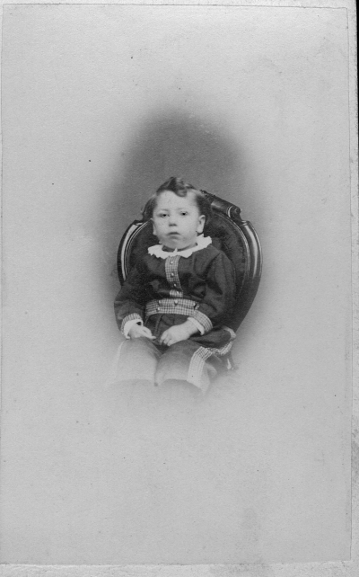 Hugo Ernfrid ( Emfrid ) Hult, f. 1861, d. 1934.