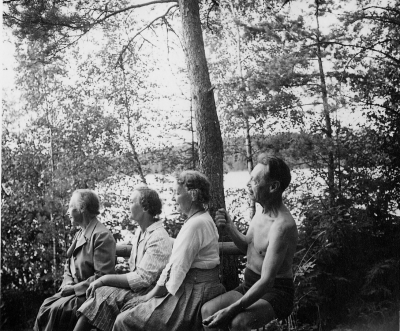 Sommaren 1953 Gråehus

Dok.090629/SJ