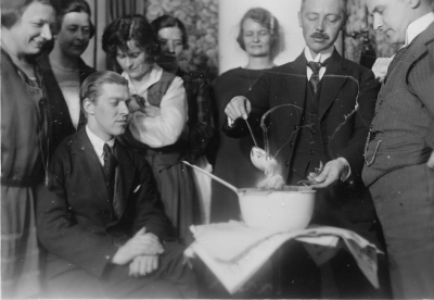 Glöggafton i Karlshamn

Dok.090625/SJ