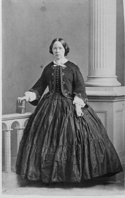 Josefin Svedelius ( Svedelin ) Kusin till faster?