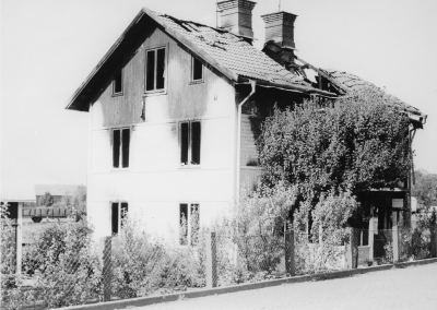 Östra Tullportsgatan 4 Vallnäs 
brann 1974. 