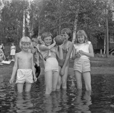 Nossenbadet

Dok.110207/KG
