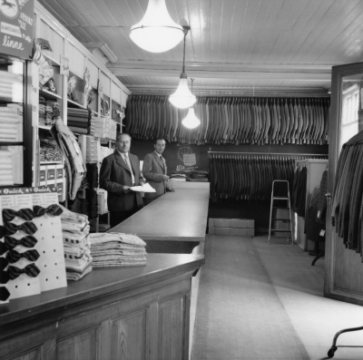 Carl Johanssons klädaffär 
Interiör

Dok.100602/KG