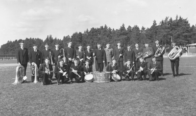 1. Lennart Adolfsén,  2. Harry Karlsson, 3.?  4. Willy Karlsson, 5. Per Olof Olsson, Kåreda, 6. Karl Erik Malmberg tandläkare, 7. Folke Gustavsson, 8. Kalle Johansson musikfanjunkare, 9.?  10. Karl Henrik Hansson. 11.?  12. Lennstam, 13. Erik Gustavsson, 14. Bengt Karlberg, 15. Gillis Magnusson, 16.  17.?  18.?  
19. Lars Karlsson typograf, 20.?  21.?  22. Sven-Inge Gustavsson,. 23. Lars Ståhl möbelhandlare.        