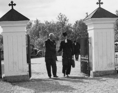 1 Kantor Paul Nilsson, Djursdala  2 Komminister Olof Aronsson, Djursdala.  