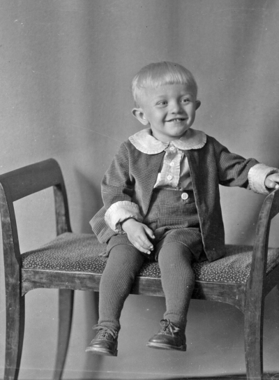 Jonsson (gosse), 
Transjö



Dok.080402/RS