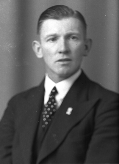 Hans Ahnve?
Vennebjörke



Dok.080429/RS