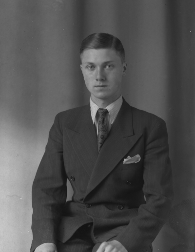 Anders Berg



Dok.080619/RS