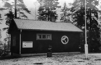 Bilder från Frisksportklubben Apollo. Klubbstuga och bastu vid Borstingen