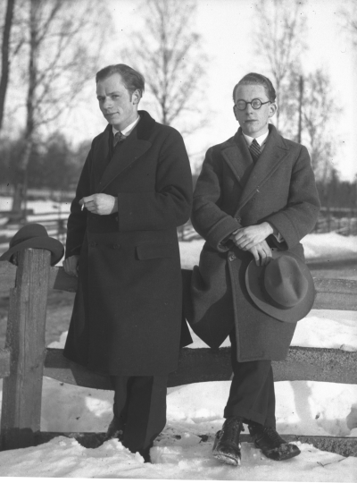 Fr,v
1. Charles Ericsson,konstnär V-by
2.