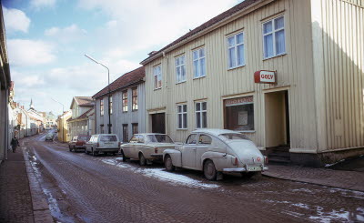 Storgatan 
Redskap & Färg
090331/KG