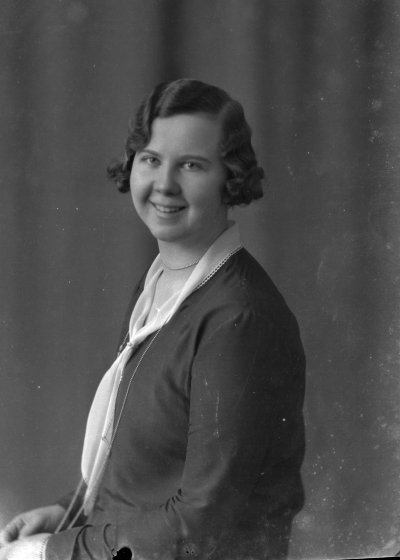 Fröken Hallinder



Dok.080602/RS