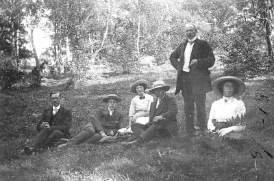 Fröken Karin Andersson Hedbergs Cigarraffär Oskarshamn 3-8-1913. 