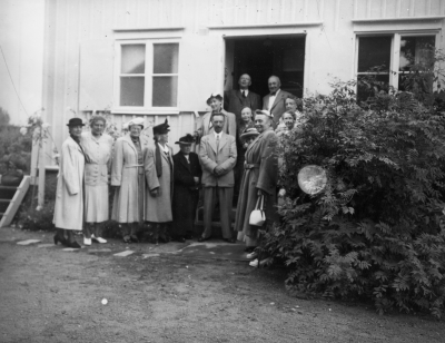 1. Elin Gröndal, sjuksköterska Vimmerby  2. Ester Karlberg 3. Tekla Samuelson, ( född Karlson Knabbarp ) Vimmerby  4. Anna Johanson, folkskollärare  Vimmerby  
5. Gertrud Fröberg,  6. Erik Valberg fil. doktor ,lektor i Örebro 9. Martin Samuelsson 11. Ingrid Forsell,  Vimmerby  12. Valberg  Vimmerby  13. Ingeborg Karlberg,  Vimmerby  14. Märta Karlberg, Vimmerby.        