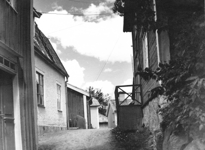 Båtsmansbacken 1948. Vimmerby stad fick förr hålla båtsman till flottan. Dessa båtsmansstugor finns ännu kvar och underhålles av kommunen.  