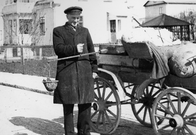 Karl Blom fiskhandlare Södra Vi 1940-talet. T.E.