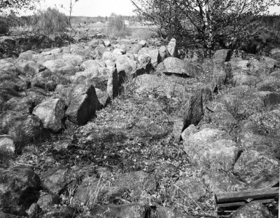 Hällkista vid Lindhult ovanför Folket Park