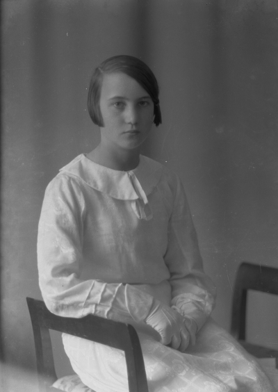 L. Dahl, konfirmation.



Dok.080215/RS