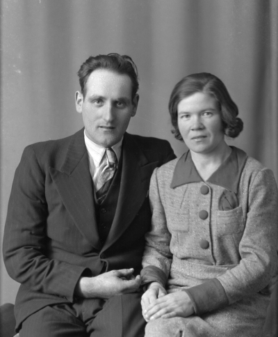 Uno Adolfsson
Påskafton 
Vena



Dok.080429/RS