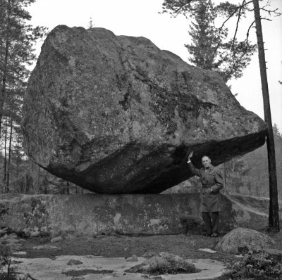 " Runkesten "
Rumskulla
Thorvald Eriksson

Dok.110211/KG