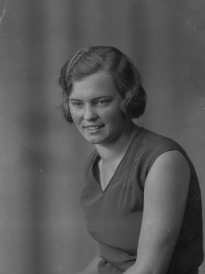 Fröken Gustavsson



Dok.080429/RS