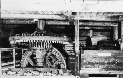 Ösjöfors handpappersbruk, Rumskulla. 