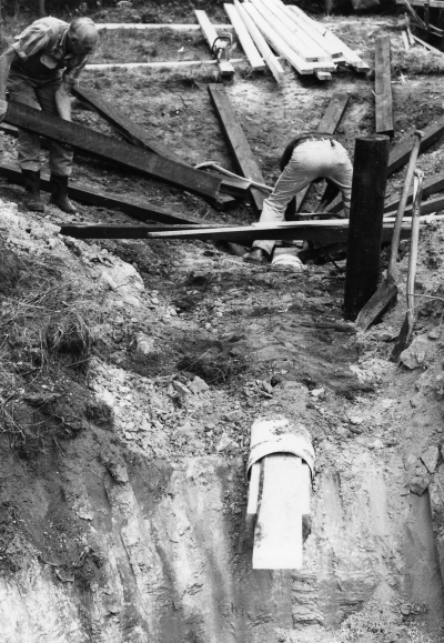Tjärbränning vid Vagelhem Gullringen
september 1983