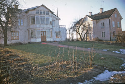 Södra kv. 21-22 (Nybergska huset) bredvid stadshuset. Huset byggdes av rådman Anders Ählström 1836.
Nybergska huset 
Stångågatan / Kyrkogårdsgatan,
låg bredvid nuvarande Stadshuset

090402/KG