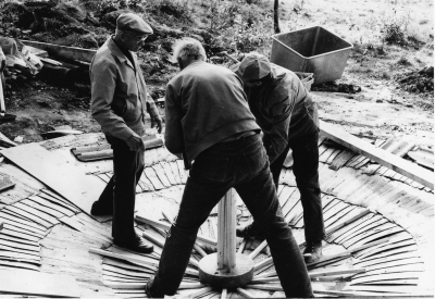 Tjärbränning vid Vagelhem Gullringen
september 1983