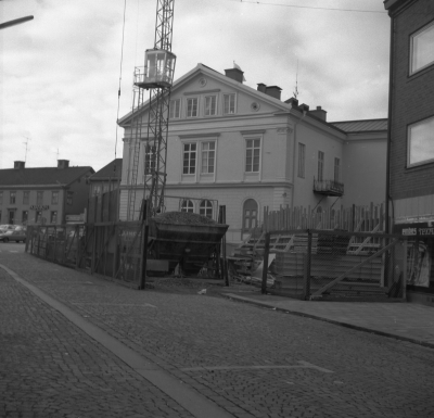 Torget
- stadshotellet bygger till -

Dok.110406/KG