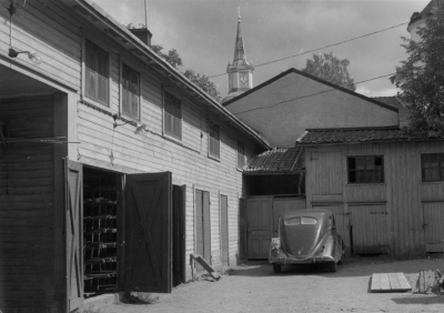 Bakgård 

Dok.100531/KG